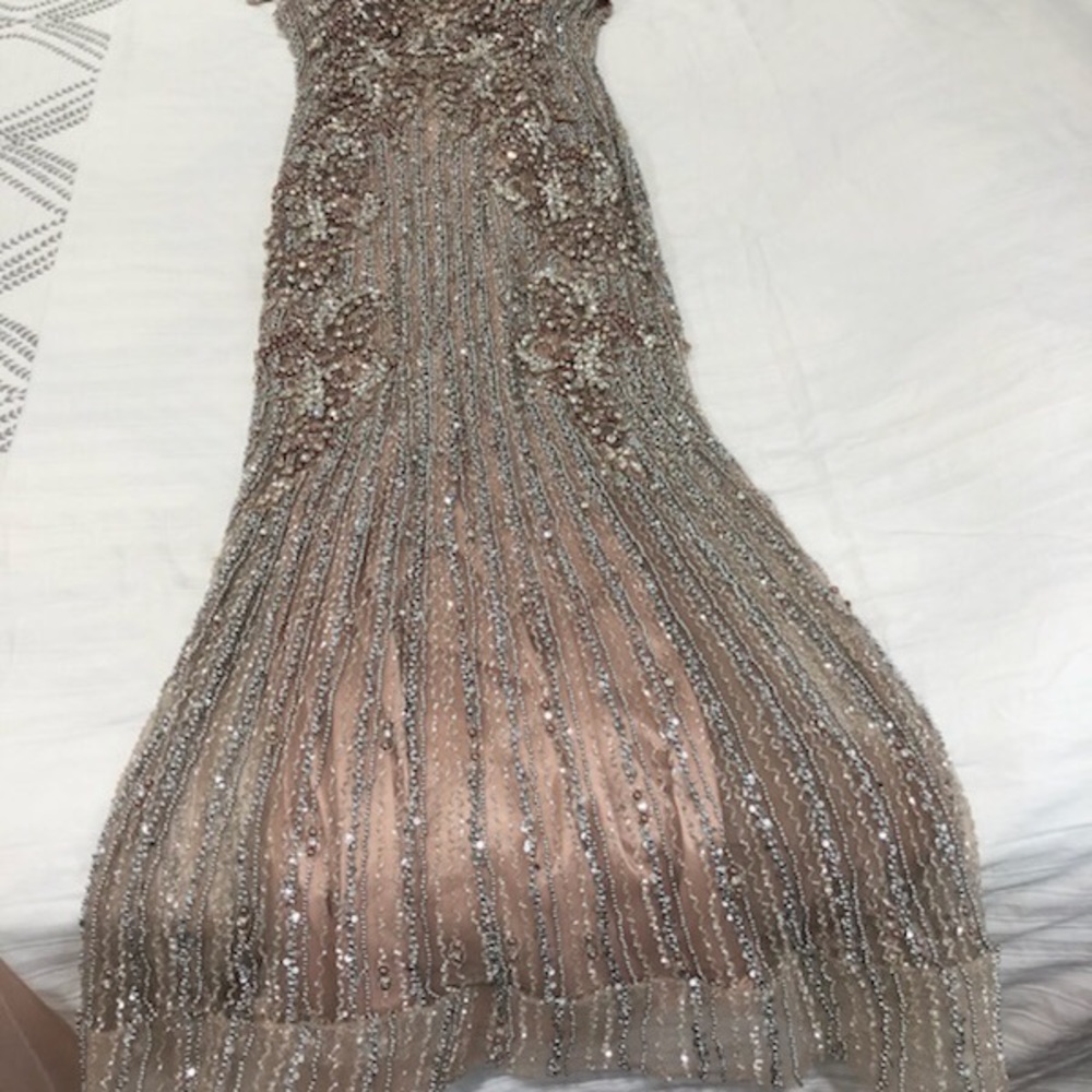 COUTURE DRESS - Picture 3 of 7